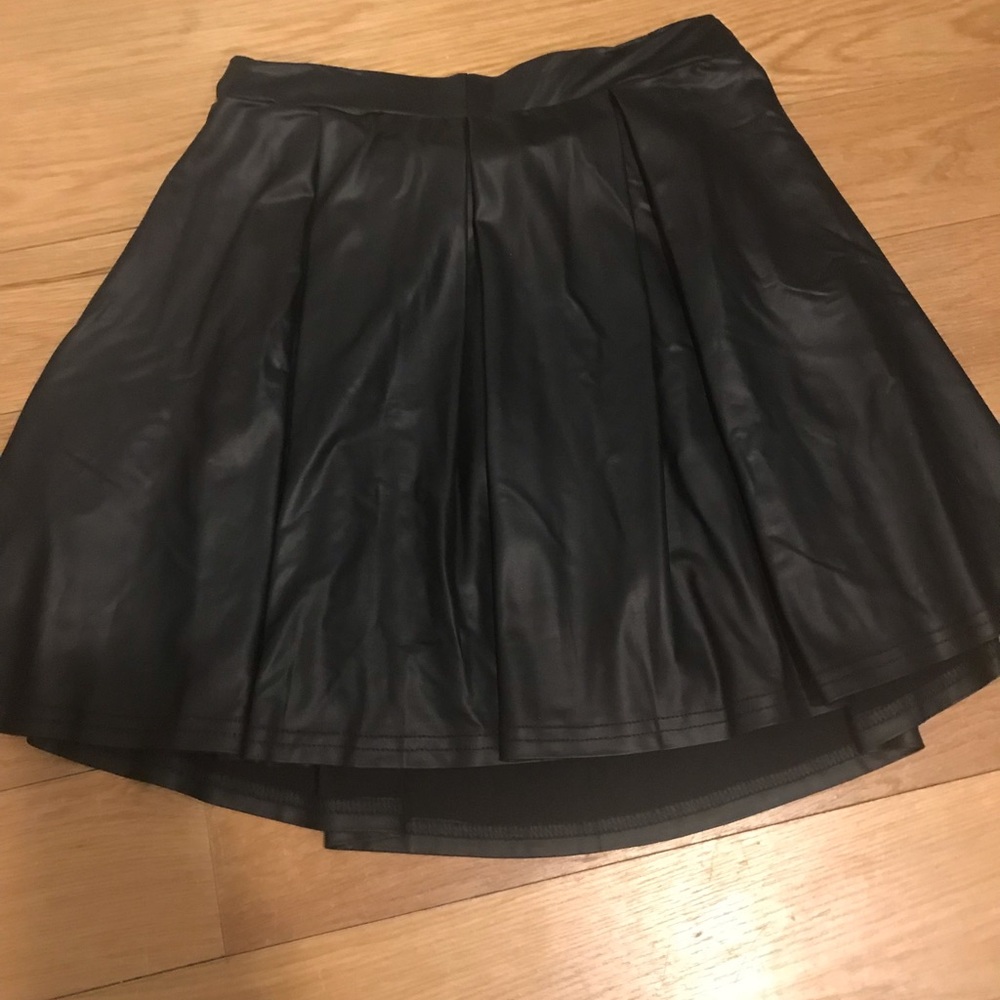 Miss Selfridge black faux leather skater skirt